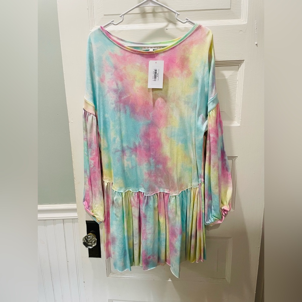 Colorful Tie-Dye Long Sleeve Dress, Size Large. New with tags.